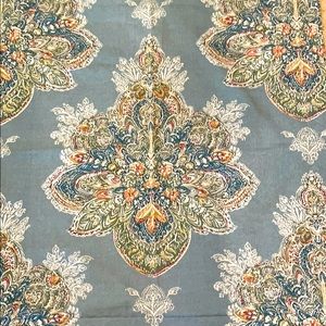 POTTERY BARN KING DUVET & EURO SHAMS